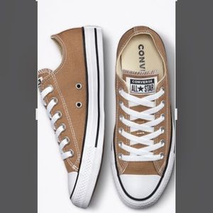 Converse Chuck Taylor Low tops men’s size 10.5 women’s 12.5 color Sand Dune NEW